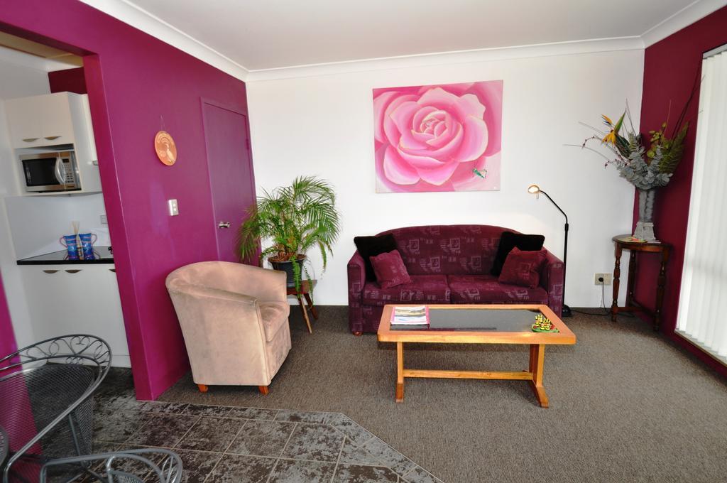 Beachfront Apartments Narooma Quarto foto