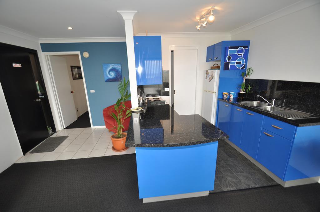 Beachfront Apartments Narooma Quarto foto